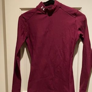 Woman’s Under Armour long sleeve